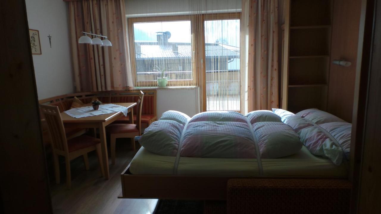 Sonnenappartement Mayrhofen Rum bild